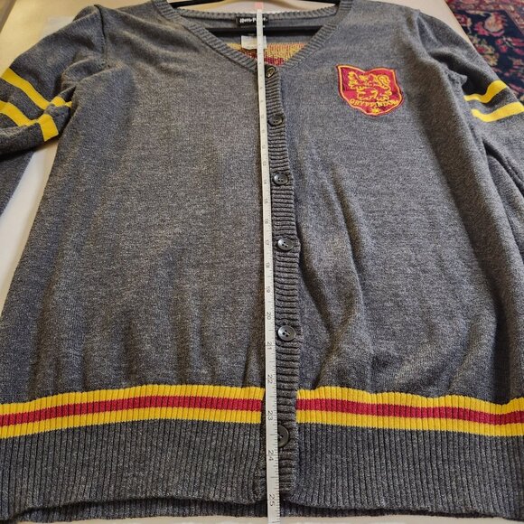 Harry Potter Cardigan Womens L Gray Varsity Gryffindor Embroidered Patch Button - Picture 5 of 7